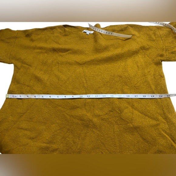 Madewell - Tier-Sleeve Pullover Sweater in Coziest Yarn - Picture 10 of 11